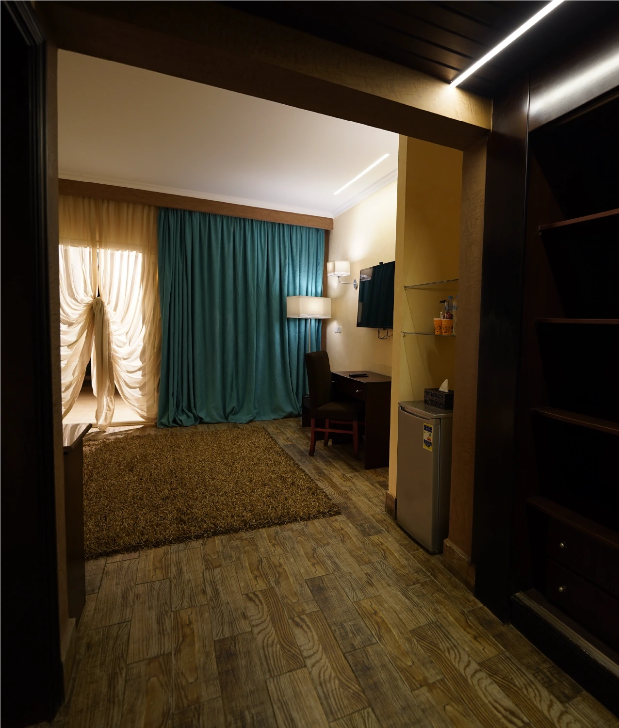 Junior Suite with Pool View